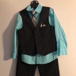 Boys Dockers 4 piece formal outfit/suit